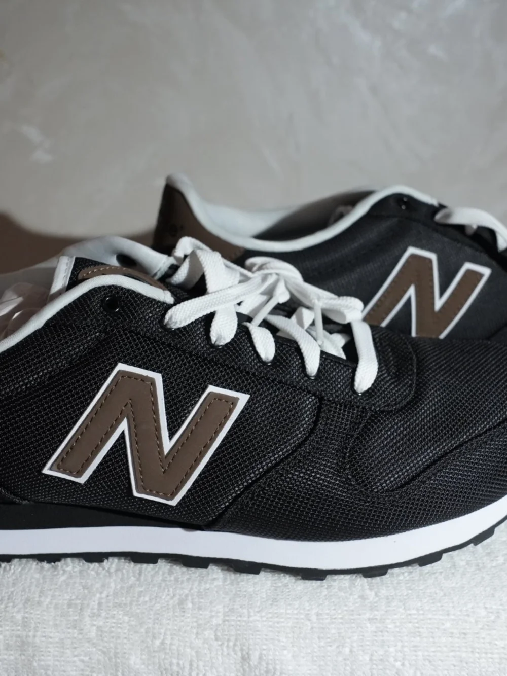 New Balance ML311LEW New In Box Black with Brown Size 13